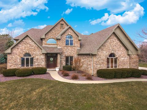 1908 Hackberry Rd, Bloomington, IL 61704 photo 1