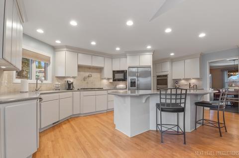 9 S565 Allison Ct, Willowbrook, IL 60527 photo 16