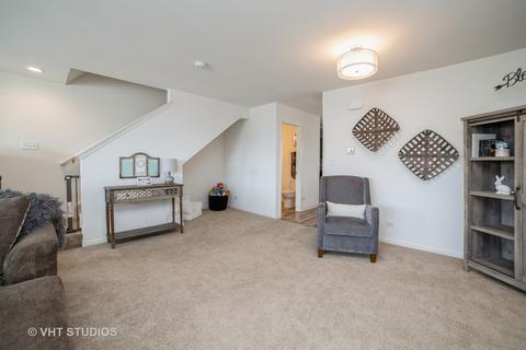 1758 Ruby Dr, Pingree Grove, IL 60140 photo 5