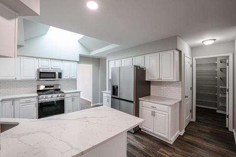 820 Colleen Dr, Cary, IL 60013 photo 8