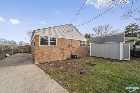 8024 S Kilpatrick Ave, Chicago, IL 60652 photo 17