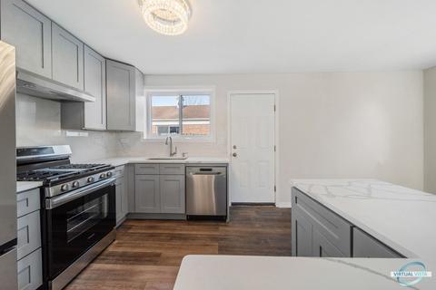 8024 S Kilpatrick Ave, Chicago, IL 60652 photo 3