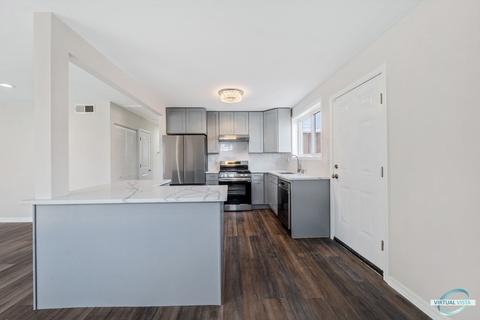 8024 S Kilpatrick Ave, Chicago, IL 60652 photo 6