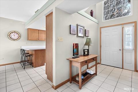 2209 Gray Hawk Dr, Plainfield, IL 60586 photo 3
