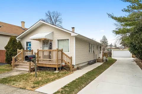 4133 Anna Ave, Lyons, IL 60534 photo 2