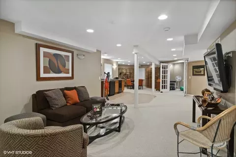 2569 Windrush Ln, Northbrook, IL 60062 photo 15
