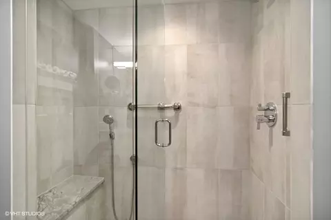 2569 Windrush Ln, Northbrook, IL 60062 photo 11