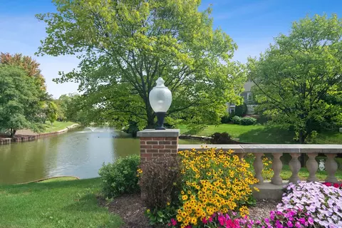 2569 Windrush Ln, Northbrook, IL 60062 photo 26