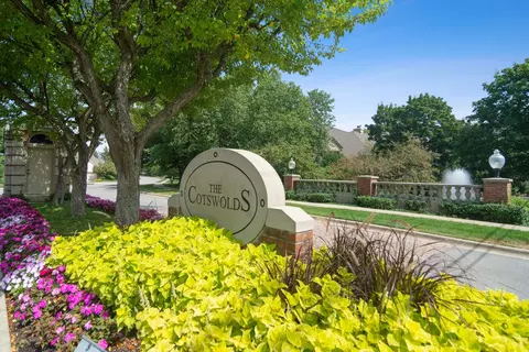 2569 Windrush Ln, Northbrook, IL 60062 photo 28