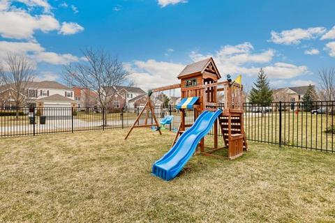 5961 Chatham Dr, Hoffman Estates, IL 60192 photo 38