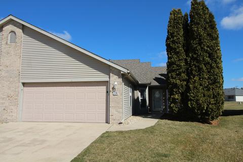 24 Grape Vine Ln, Bloomington, IL 61704 photo 1