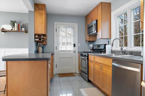2009 E Jackson St, Bloomington, IL 61701 photo 17