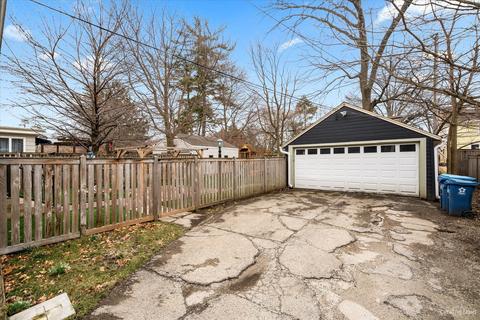 360 Sunset Ave, Aurora, IL 60506 photo 27