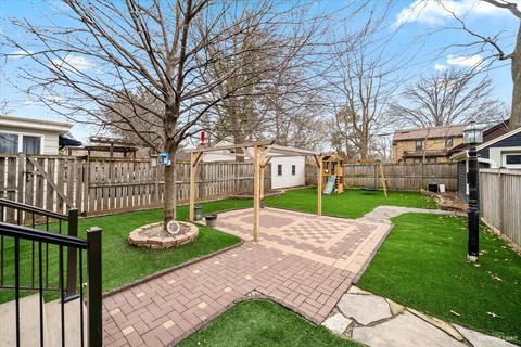 360 Sunset Ave, Aurora, IL 60506 photo 3