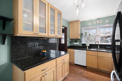 360 Sunset Ave, Aurora, IL 60506 photo 10