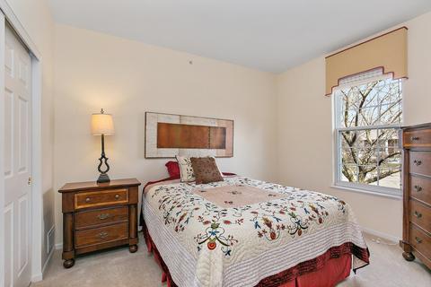 5876 Leeds Rd, Hoffman Estates, IL 60192 photo 19