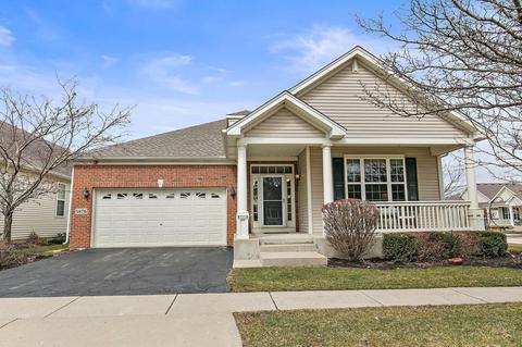 5876 Leeds Rd, Hoffman Estates, IL 60192 photo 2