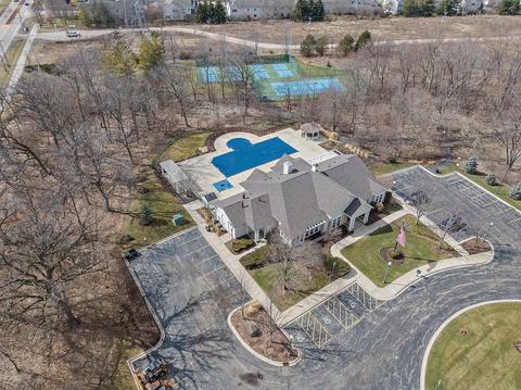 5876 Leeds Rd, Hoffman Estates, IL 60192 photo 35