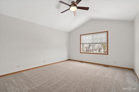 536 Madison Ln, Elgin, IL 60123 photo 12