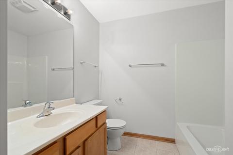 536 Madison Ln, Elgin, IL 60123 photo 18