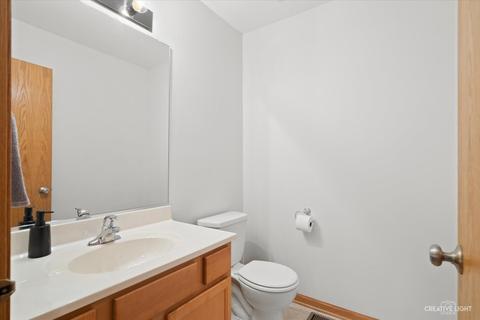 536 Madison Ln, Elgin, IL 60123 photo 21