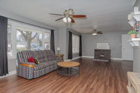 723 E Fuller St, Chenoa, IL 61726 photo 7