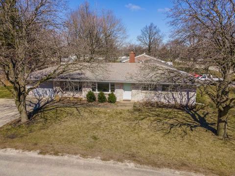 723 E Fuller St, Chenoa, IL 61726 photo 3
