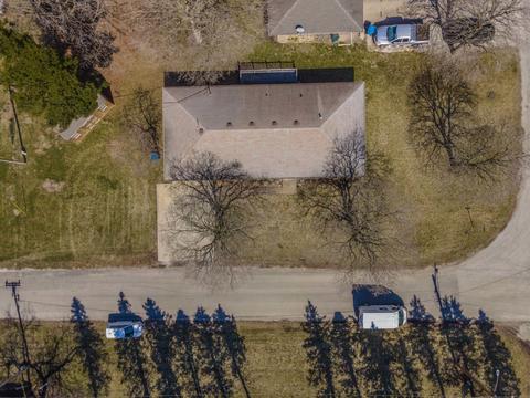 723 E Fuller St, Chenoa, IL 61726 photo 4