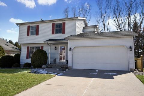 405 Jenny Lind Dr, Normal, IL 61761 photo 2