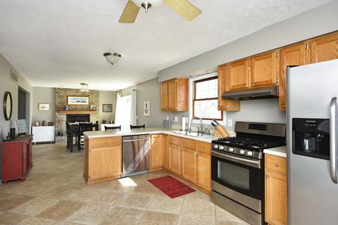 405 Jenny Lind Dr, Normal, IL 61761 photo 14