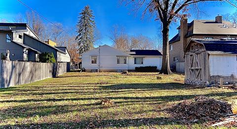 641 N Wright St, Naperville, IL 60563 photo 3