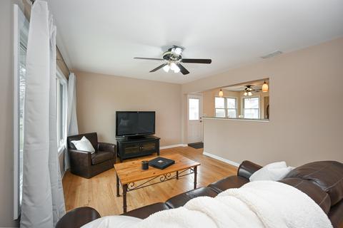 3609 S Falcon Ct, Rolling Meadows, IL 60008 photo 5
