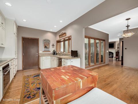 725 Tomlin Dr #B2, Burr Ridge, IL 60527 photo 7