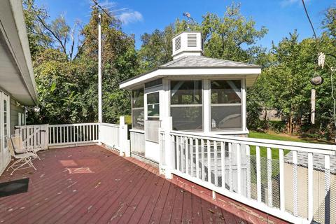 5220 Maplehill Dr, Mccullom Lake, IL 60050 photo 4