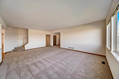 815 Christopher St, Plano, IL 60545 photo 13