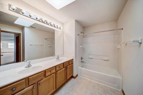 815 Christopher St, Plano, IL 60545 photo 38