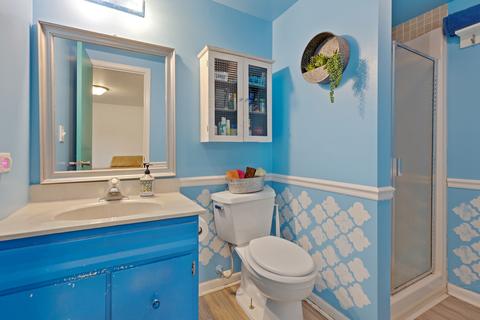 2065 Harvard Ln, Elgin, IL 60123 photo 17