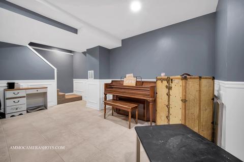 1508 Pershing Ave, Wheaton, IL 60189 photo 18