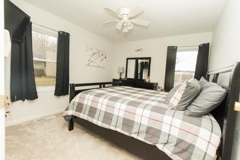 2098 Blackhawk Ln, Dixon, IL 61021 photo 17