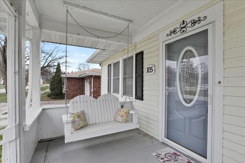 105 S Eldorado St, Sidney, IL 61877 photo 2