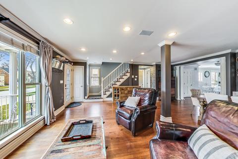 6246 N Lenox Ave, Chicago, IL 60646 photo 3