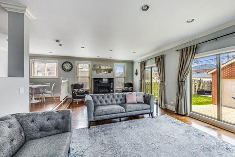 6246 N Lenox Ave, Chicago, IL 60646 photo 8