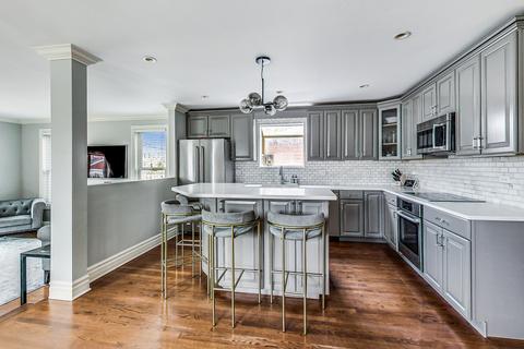 6246 N Lenox Ave, Chicago, IL 60646 photo 5