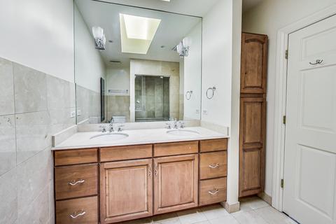 6246 N Lenox Ave, Chicago, IL 60646 photo 16