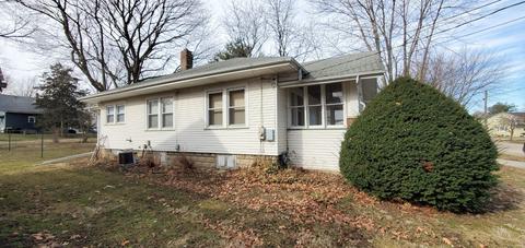 205 E Front St, Mount Morris, IL 61054 photo 5