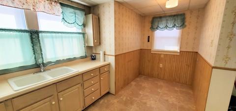 205 E Front St, Mount Morris, IL 61054 photo 8