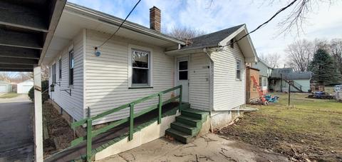 205 E Front St, Mount Morris, IL 61054 photo 3