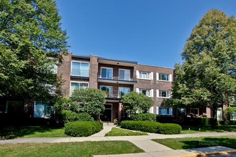 140 Franklin Pl #210, Lake Forest, IL 60045