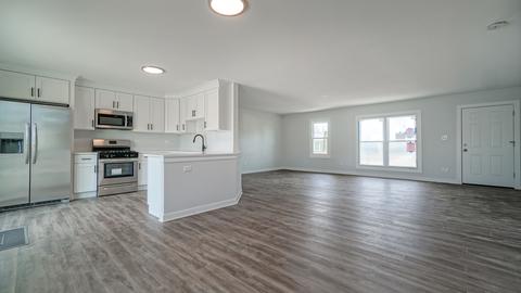 65 Laurel Trl, Wheeling, IL 60090 photo 2