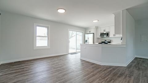 65 Laurel Trl, Wheeling, IL 60090 photo 5